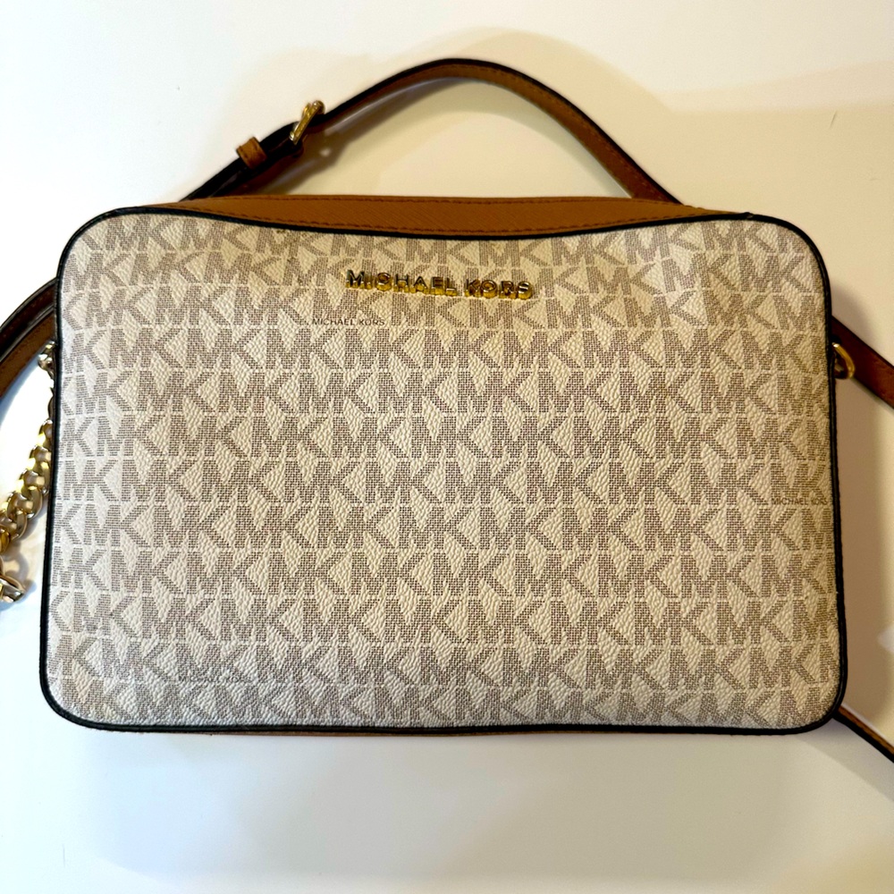 Michael Kors Crossbody